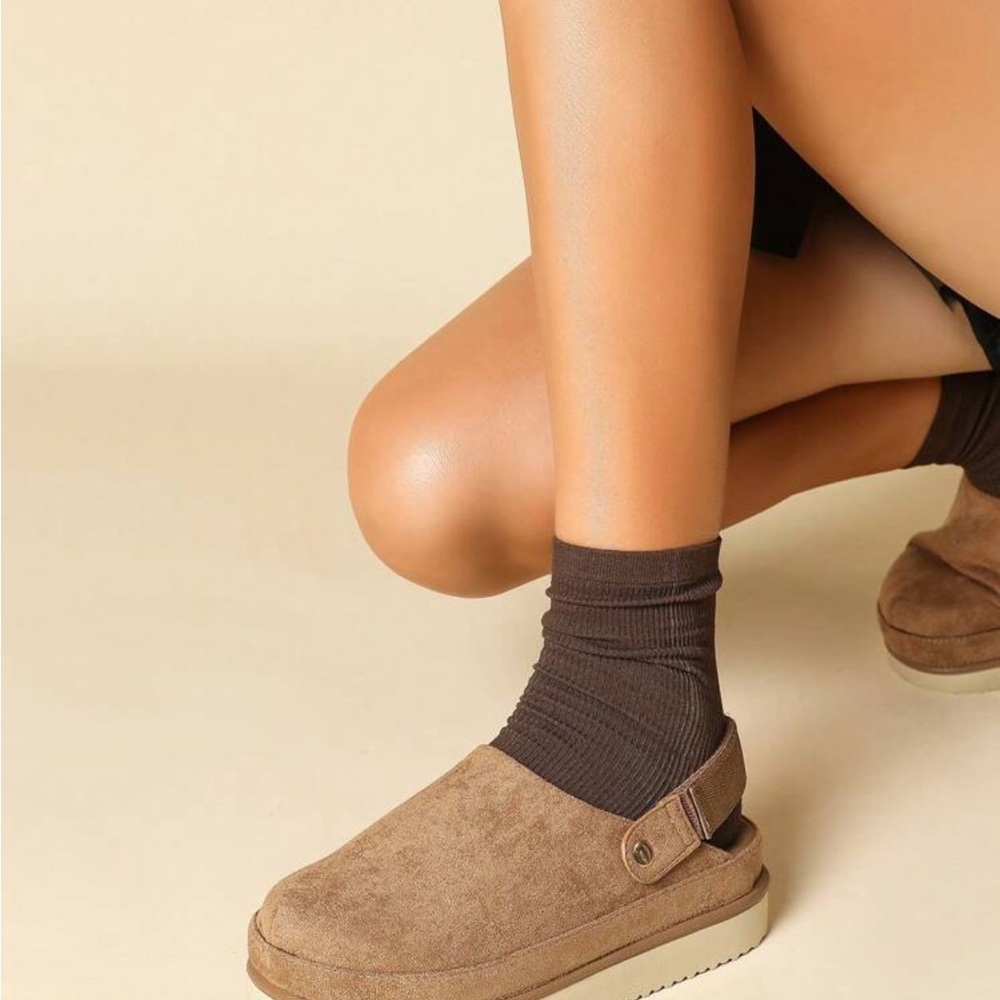 Tan Slingback Shoe - Picture 5 of 15